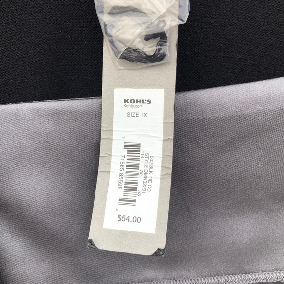 NWT APT 9 1X black and silver sweater - Picture 4 of 6